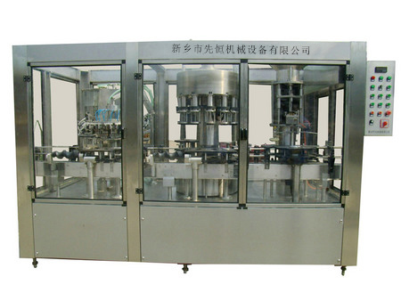 沖瓶灌裝打塞三聯機